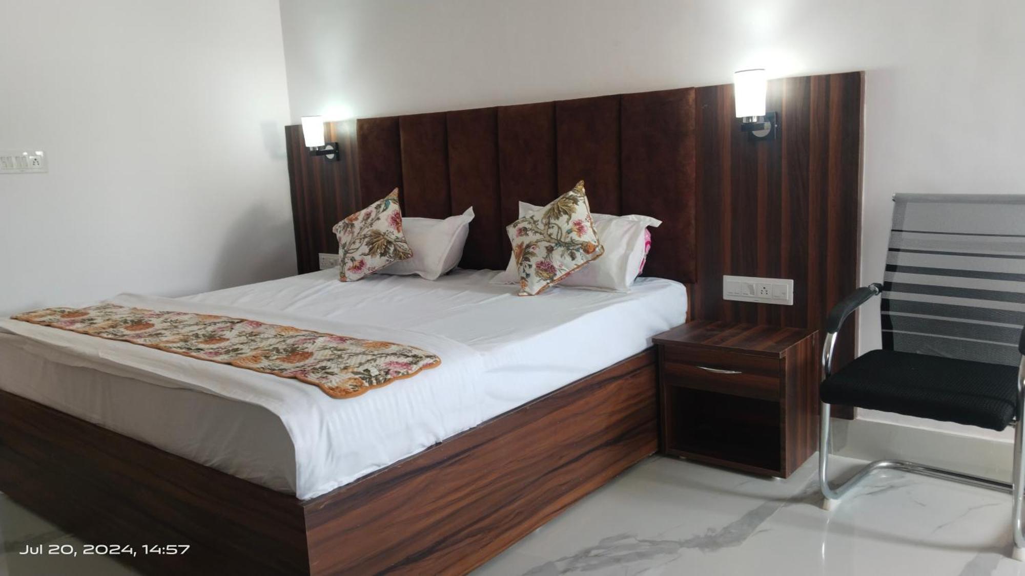 Atithi Inn Khajurāho Esterno foto