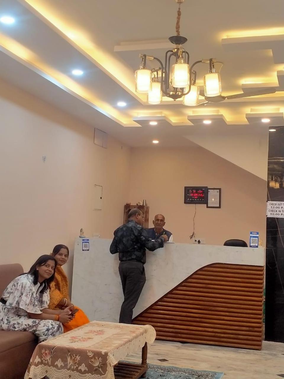 Atithi Inn Khajurāho Esterno foto